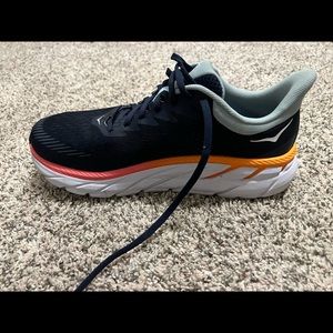 HOKA Clifton 7 - US Woman’s size 8.5